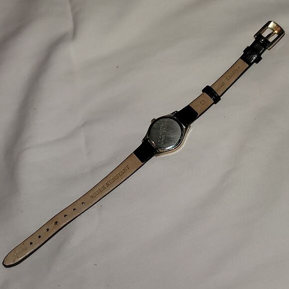 Wakmann Quartz Ladies Watch Goldtone Case Black Leather Band Auto Set - Picture 6 of 11